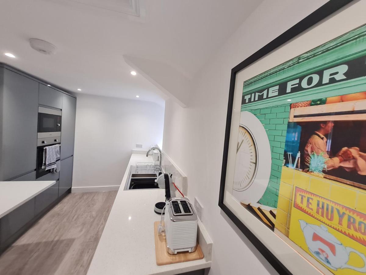 Perfect Location 3 Bed Serviced Apartment With Bike Storage For Bpw. Close To Brecon Beacons Merthyr Tydfil Kültér fotó