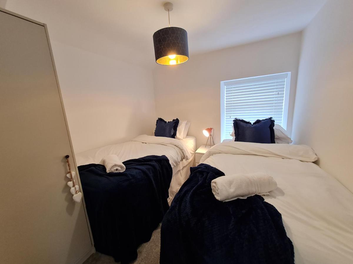 Perfect Location 3 Bed Serviced Apartment With Bike Storage For Bpw. Close To Brecon Beacons Merthyr Tydfil Kültér fotó